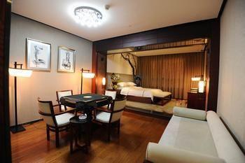 Xiangyang Huakai Fulin Hotel Сянъян Экстерьер фото